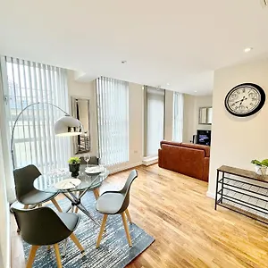 Apartment Perfect, London
