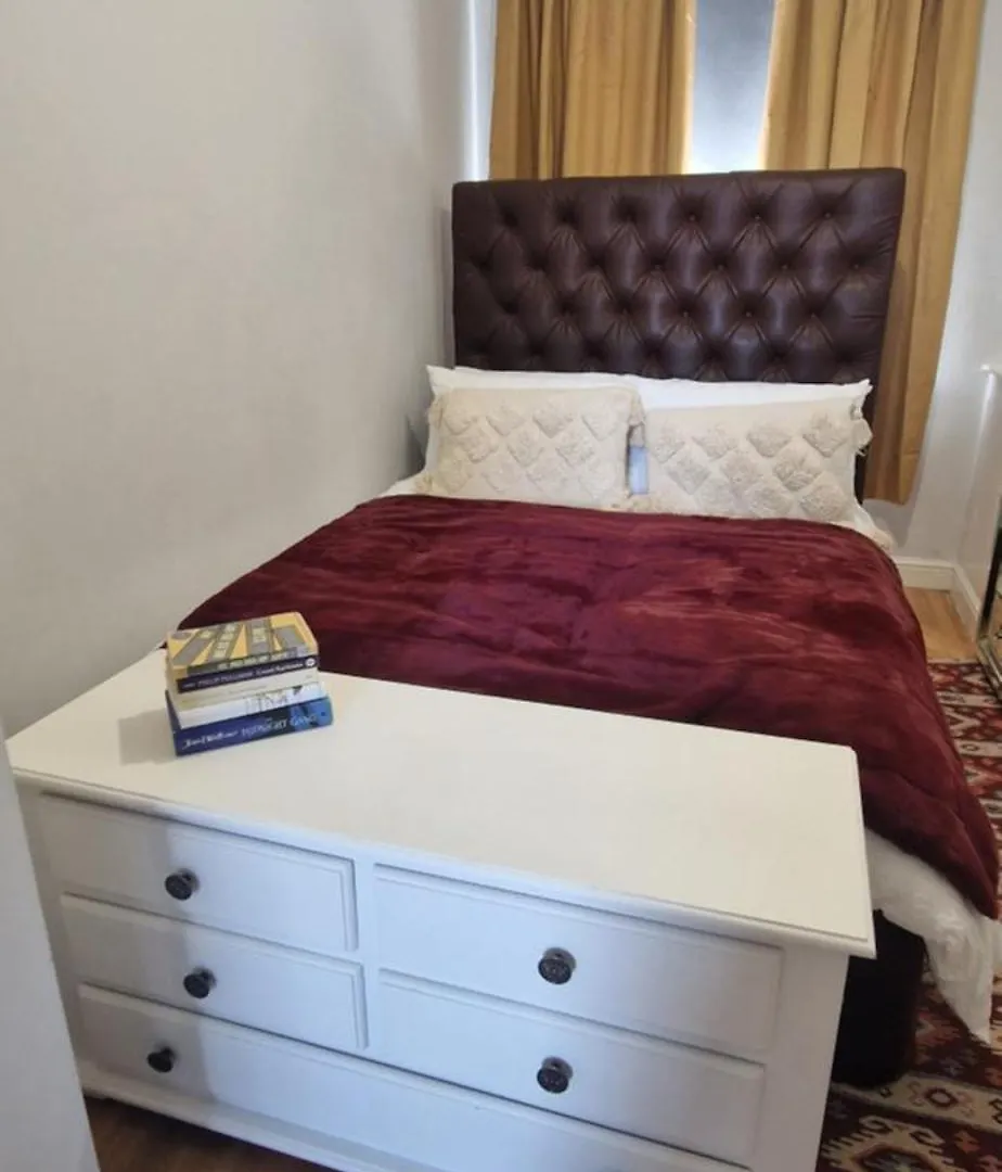 London Butterfly Apartment